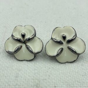 Elegant Silver Tone and Cream Enameled Flower Earrings